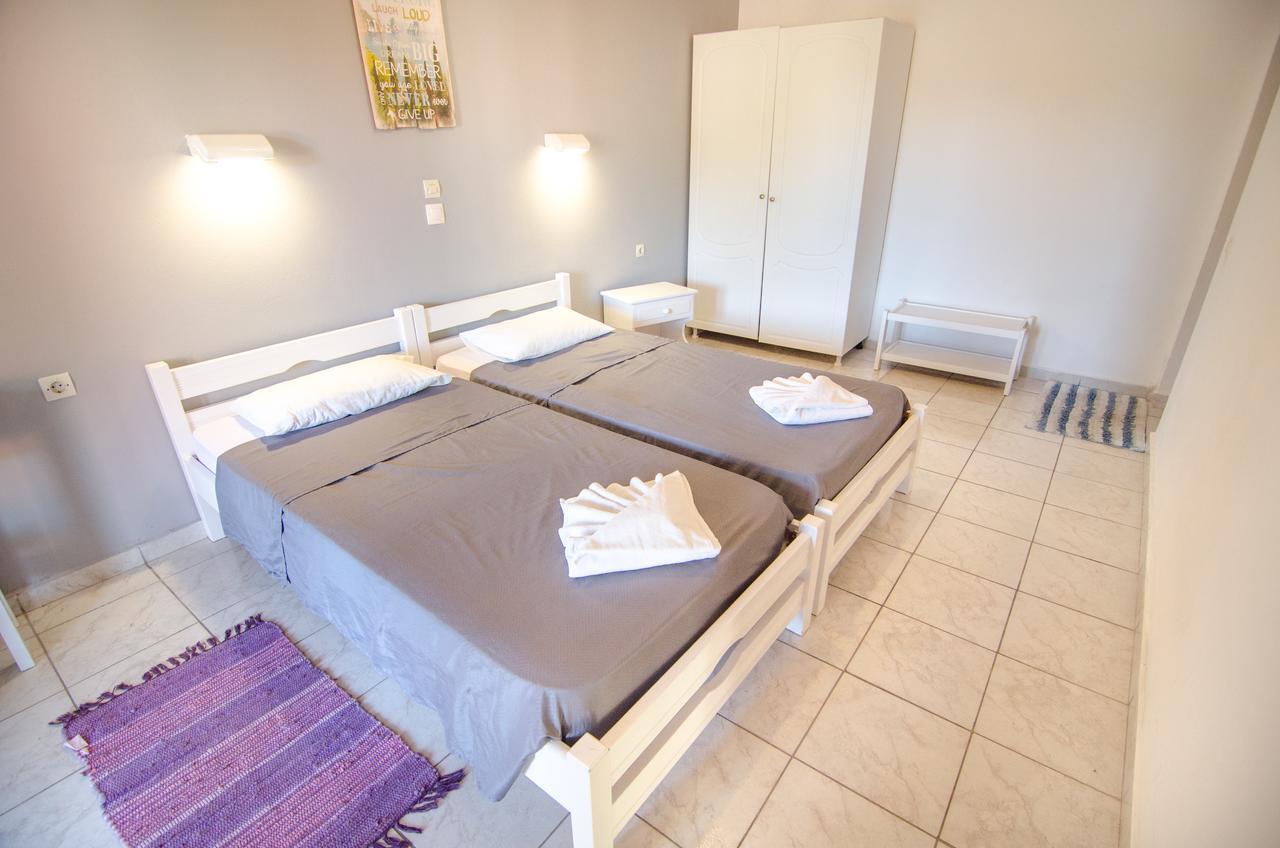 Noufaro Apartment Палеокастрица Екстериор снимка