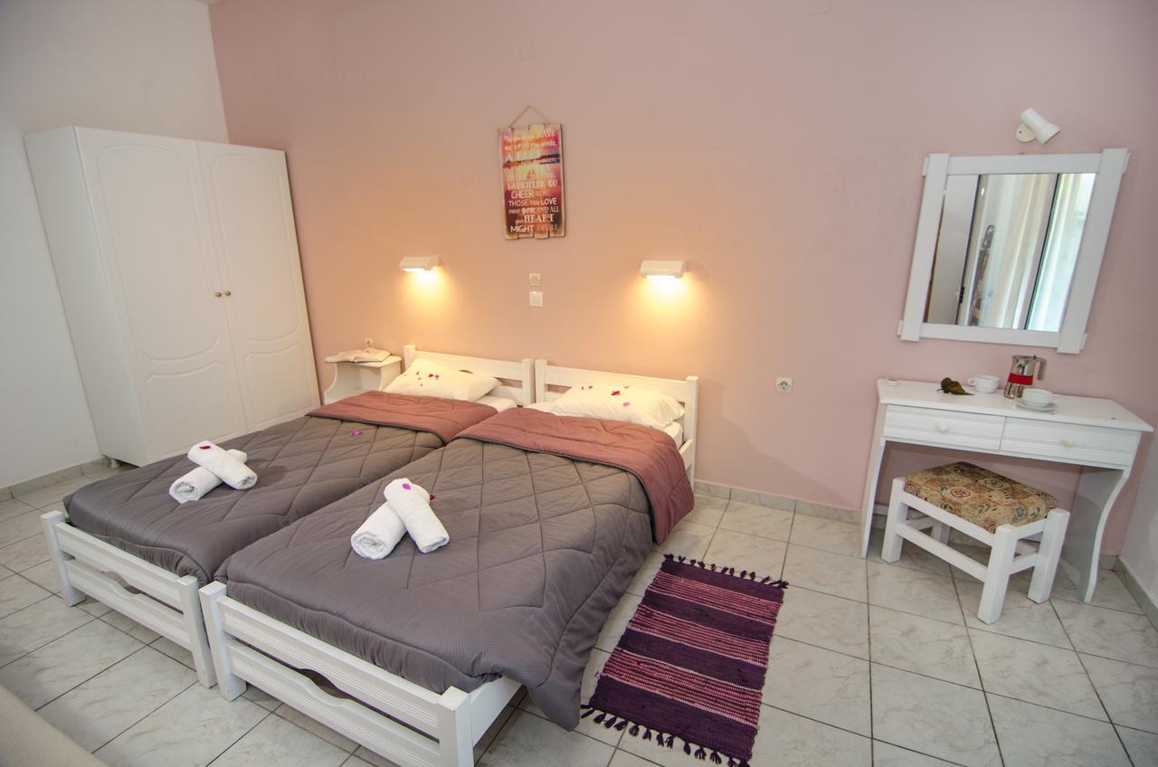 Noufaro Apartment Палеокастрица Екстериор снимка